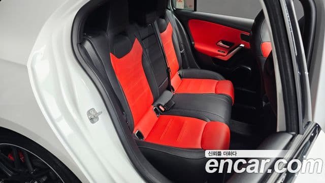 Mercedes-Benz A-Class 2025 — ფოტო 30/31