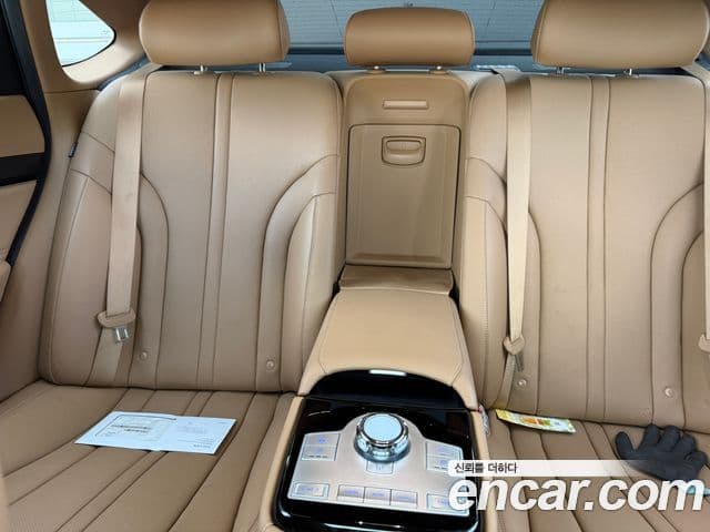 Genesis Electrified G80 2024 — Şəkil 8/12