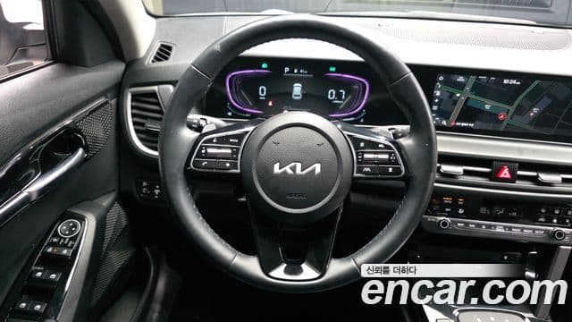 Kia Seltos 2024 — Şəkil 13/20