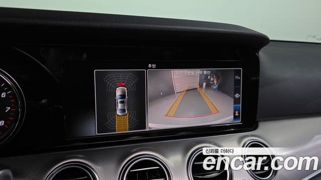 Mercedes-Benz E-Class 2018 — Şəkil 14/20