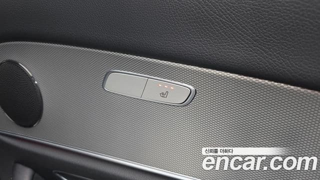 Mercedes-Benz E-Class 2018 — Şəkil 17/20
