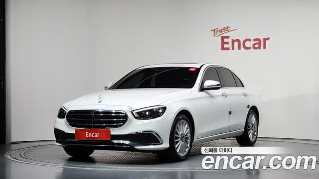Mercedes-Benz E-Class 2022 — Şəkil 1/20