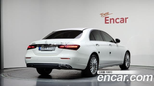 Mercedes-Benz E-Class 2022 — Şəkil 2/20
