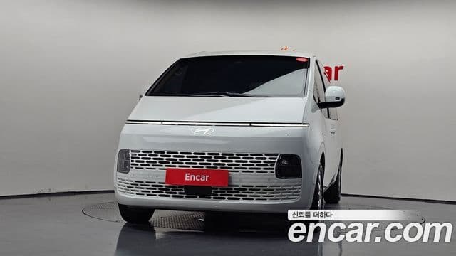 Hyundai Staria 2025 — ფოტო 3/20