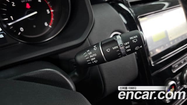 Land Rover Discovery 5 2020 — Photo 21/36