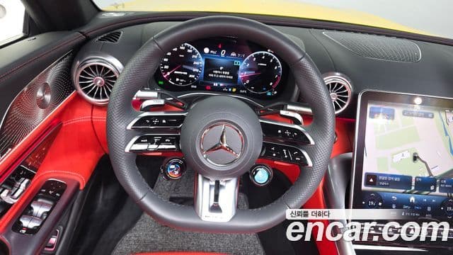 Mercedes-Benz SL-Class 2025 — Şəkil 13/20