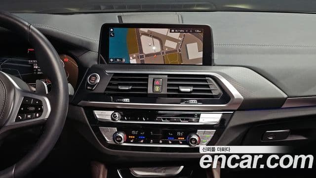 BMW X4 2021 — Şəkil 15/20
