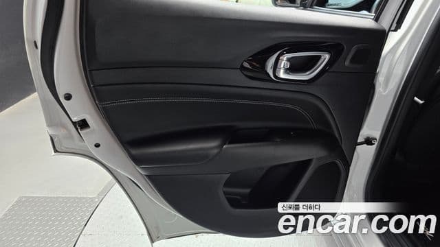 Jeep Compass 2022 — Photo 30/30