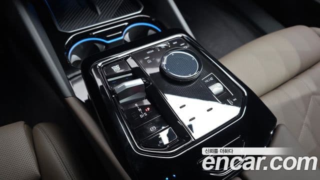 BMW 5 Series 2025 — Photo 19/20