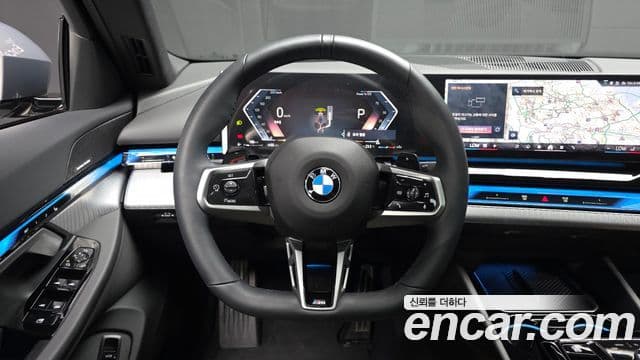 BMW 5 Series 2025 — Photo 12/20