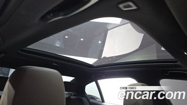 BMW 5 Series 2025 — Photo 3/20