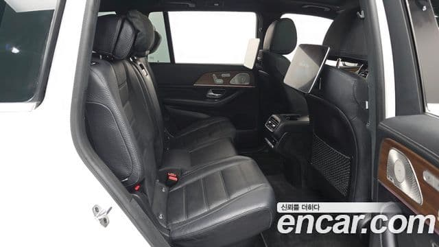 Mercedes-Benz GLS-Class 2021 — Photo 7/20