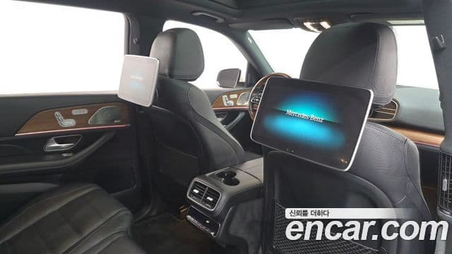 Mercedes-Benz GLS-Class 2021 — Photo 6/20