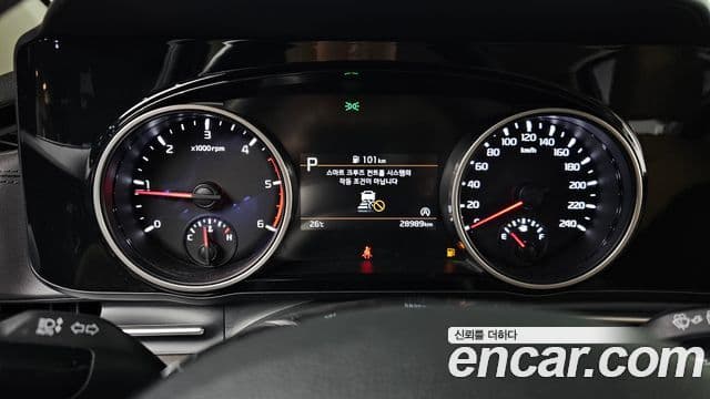 Kia Carnival 2022 — Şəkil 8/20