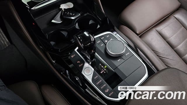 BMW X4 2022 — Şəkil 9/20