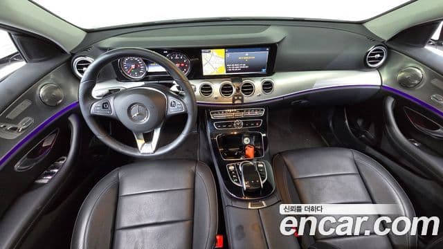 Mercedes-Benz E-Class 2018 — Şəkil 7/20