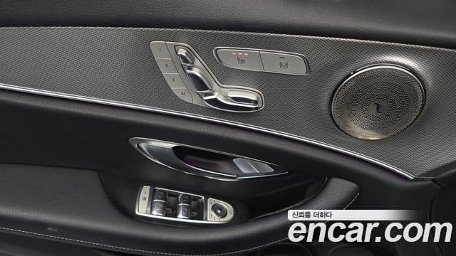 Mercedes-Benz E-Class 2018 — Şəkil 18/20