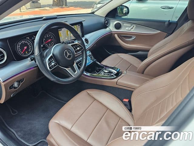 Mercedes-Benz E-Class 2019 — Şəkil 7/20