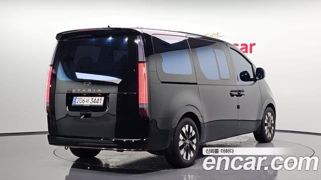 Hyundai Staria 2024 — Şəkil 2/20