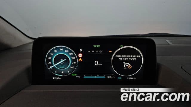 Hyundai Staria 2024 — Şəkil 8/20