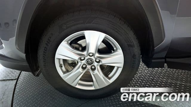 Toyota RAV4 2019 — Şəkil 4/20