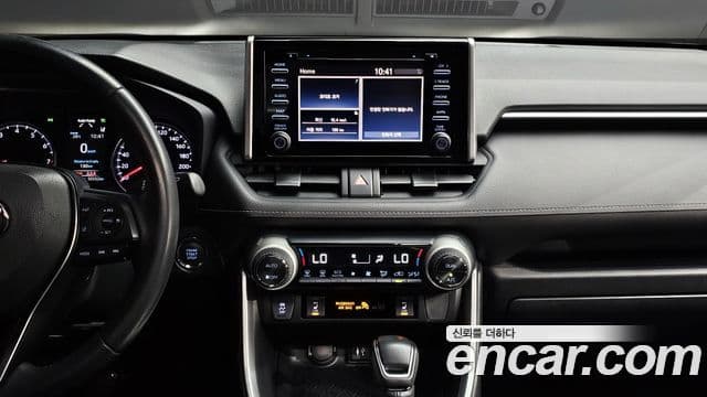 Toyota RAV4 2019 — Şəkil 14/20