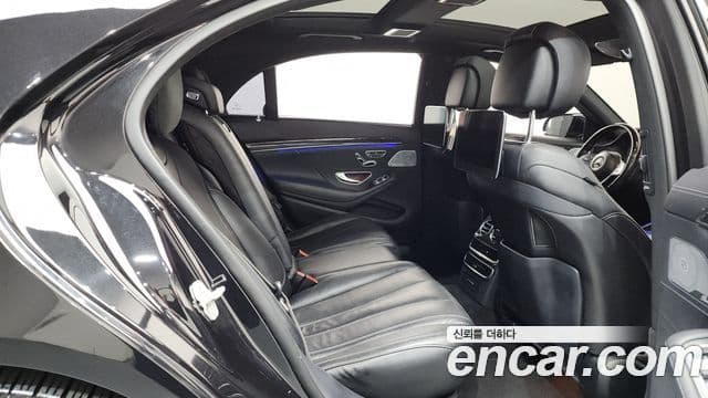Mercedes-Benz S-Class 2018 — Şəkil 18/20
