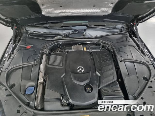 Mercedes-Benz S-Class 2018 — Photo 3/16