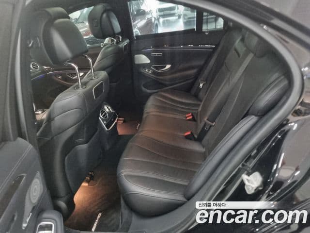 Mercedes-Benz S-Class 2018 — Photo 13/16