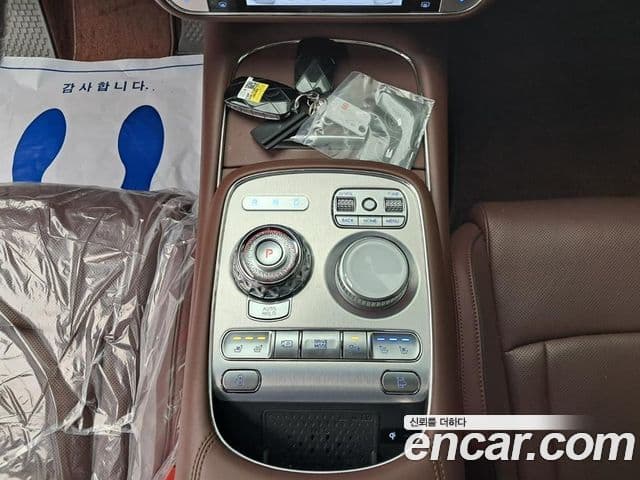 Genesis G90 2023 — ფოტო 14/20
