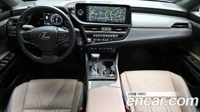 Lexus ES300h 2025 — ფოტო 7/20