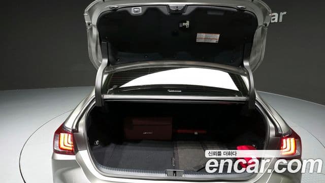 Lexus ES300h 2025 — ფოტო 20/20