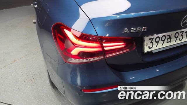 Mercedes-Benz A-Class 2020 — Şəkil 3/28