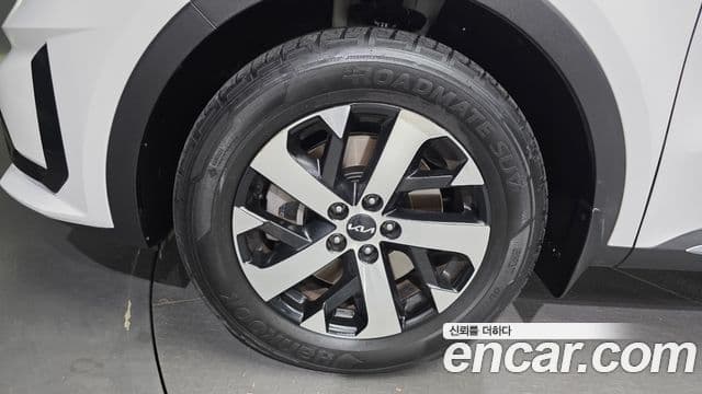 Kia Sorento 2022 — ფოტო 5/20
