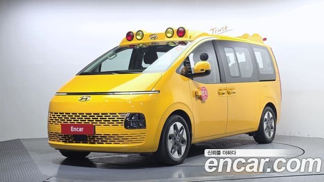 Hyundai Staria 2023 — Şəkil 19/31