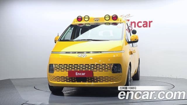 Hyundai Staria 2023 — Şəkil 30/31