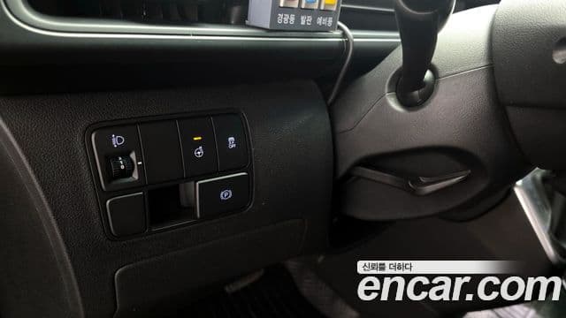 Hyundai Staria 2023 — Şəkil 14/31