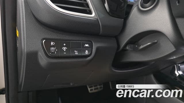 Kia Seltos 2020 — ფოტო 14/20