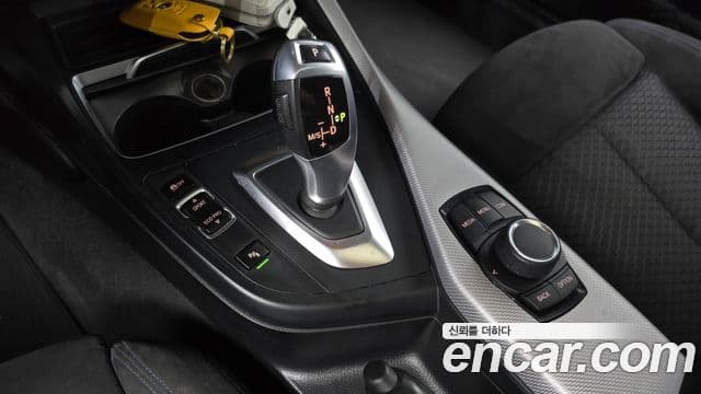 BMW 1 Series 2018 — Фото 9/20