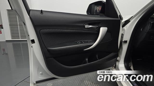 BMW 1 Series 2018 — Photo 2/31