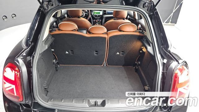 Mini Cooper S 2018 — фото 20 из 20