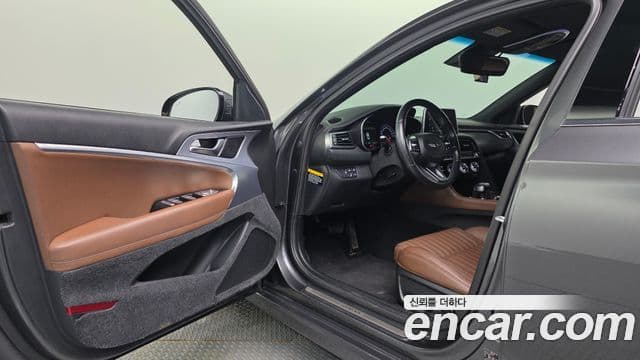 Genesis G70 2018 — ფოტო 10/20