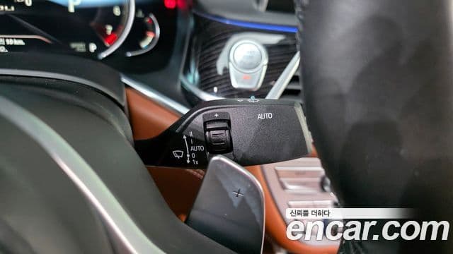 BMW 7 Series 2018 — Photo 4/36
