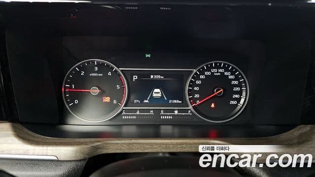 Kia Sorento 2022 — ფოტო 8/20