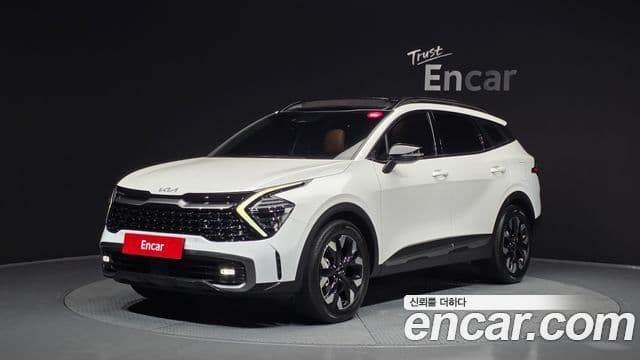 Kia Sportage 2022 — Фото 1/20