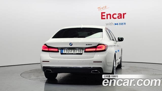 BMW 5 Series 2020 — ფოტო 4/20