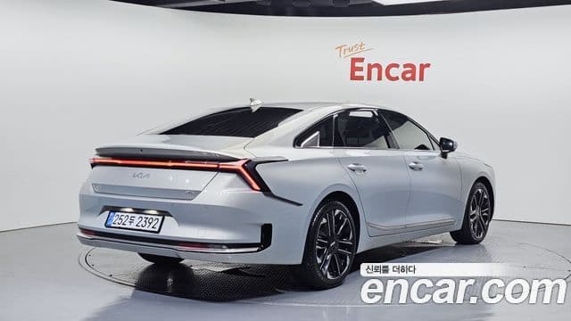 Kia K8 2025 — Şəkil 2/20