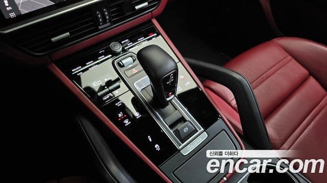 Porsche Cayenne 2021 — Şəkil 19/20