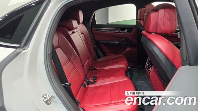 Porsche Cayenne 2021 — Şəkil 7/20