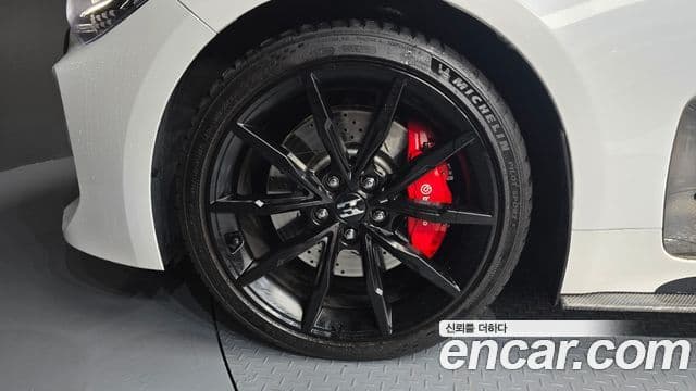 Kia Stinger 2018 — Şəkil 5/20